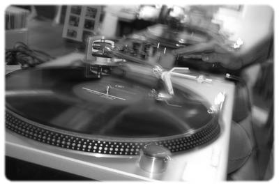 Dj